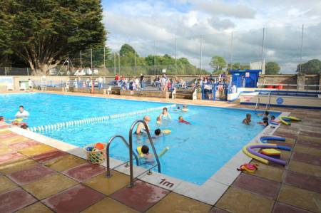 Bovey pool set to open on Sat 19th April 2014